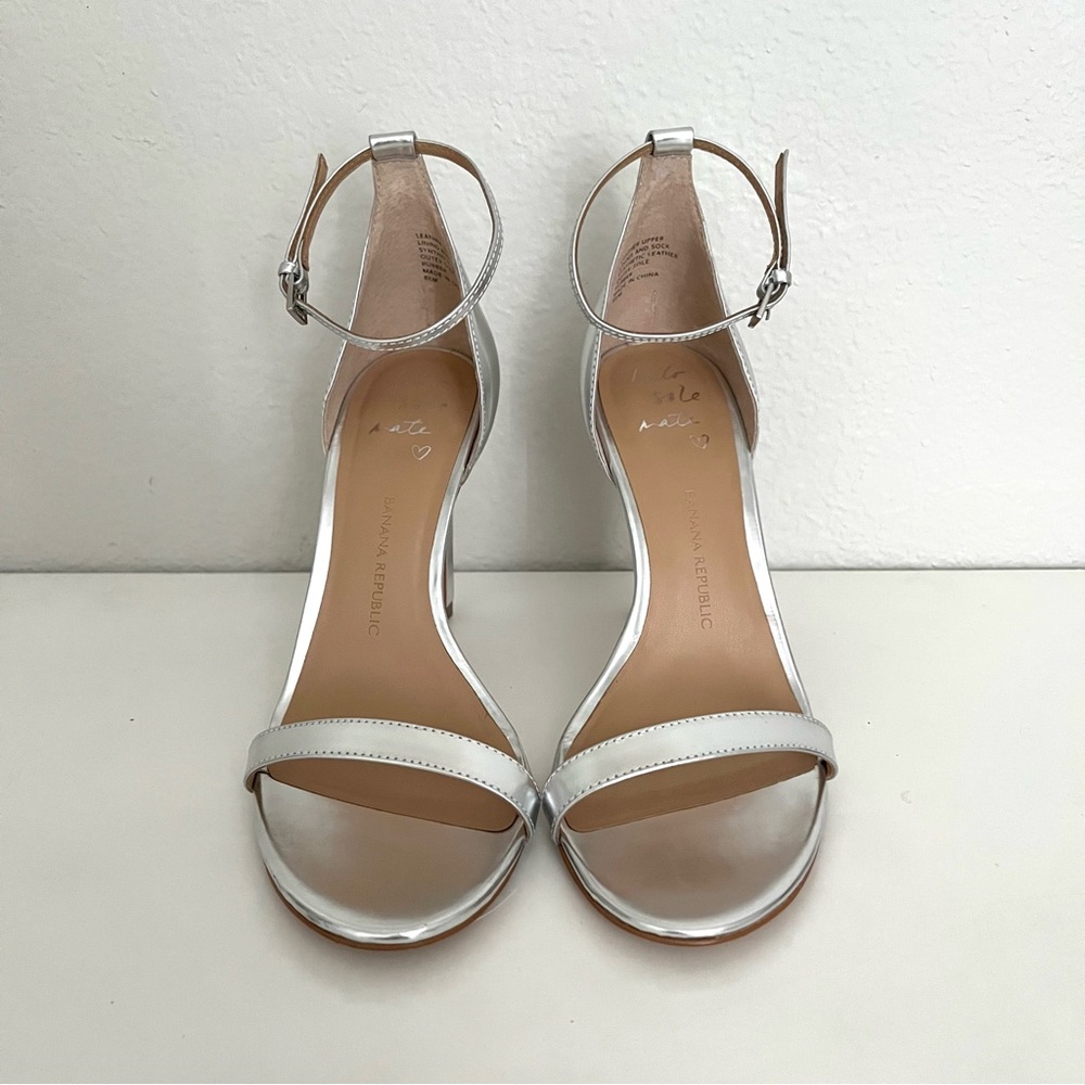 Banana Republic Holland High Heels in Silver Size 8.5